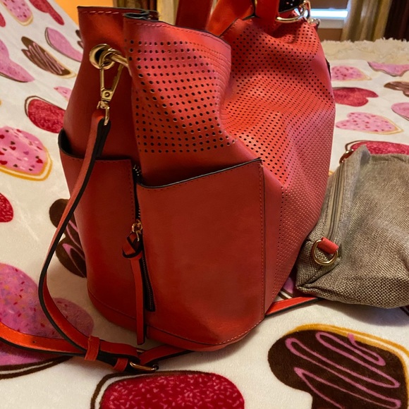 Women’s red tote with matching bag. - Picture 5 of 11